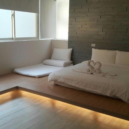 Happiness Dot Apartment Tamsui Luaran gambar
