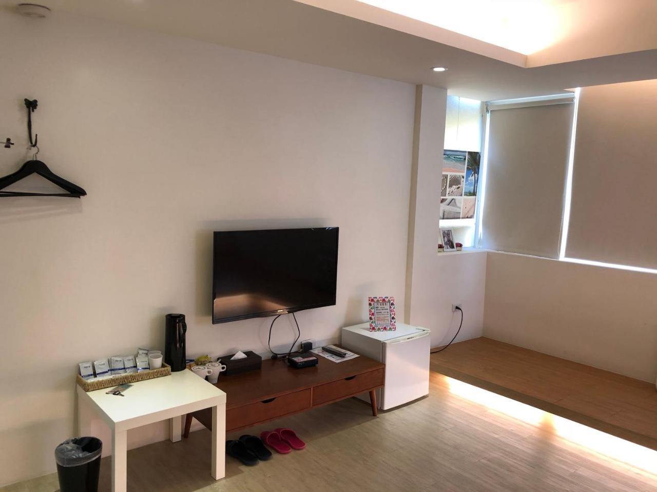 Happiness Dot Apartment Tamsui Luaran gambar